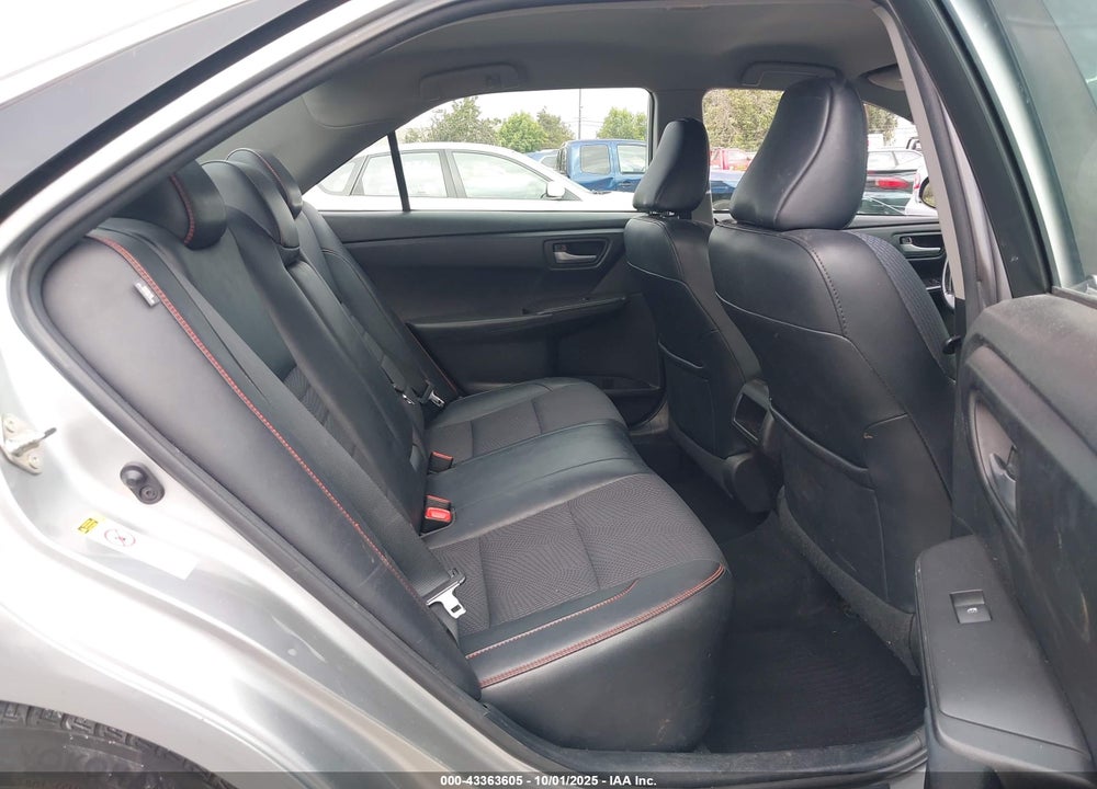 2017 TOYOTA CAMRY SE VIN: 4T1BF1FK5HU667068