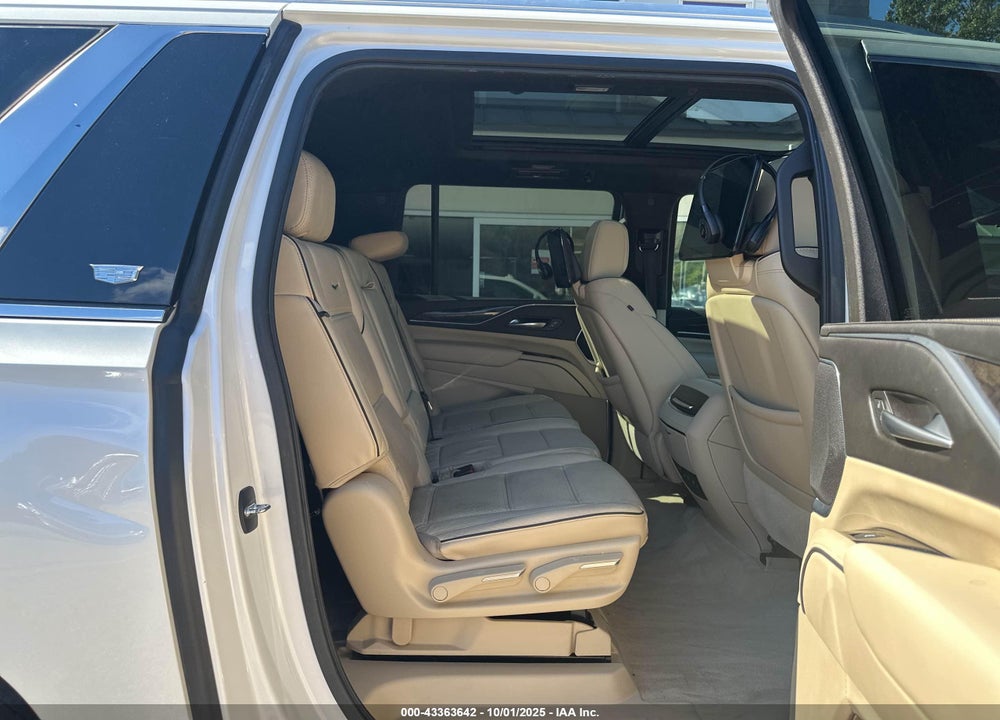 2021 CADILLAC ESCALADE ESV VIN: 1GYS4KKL8MR397291