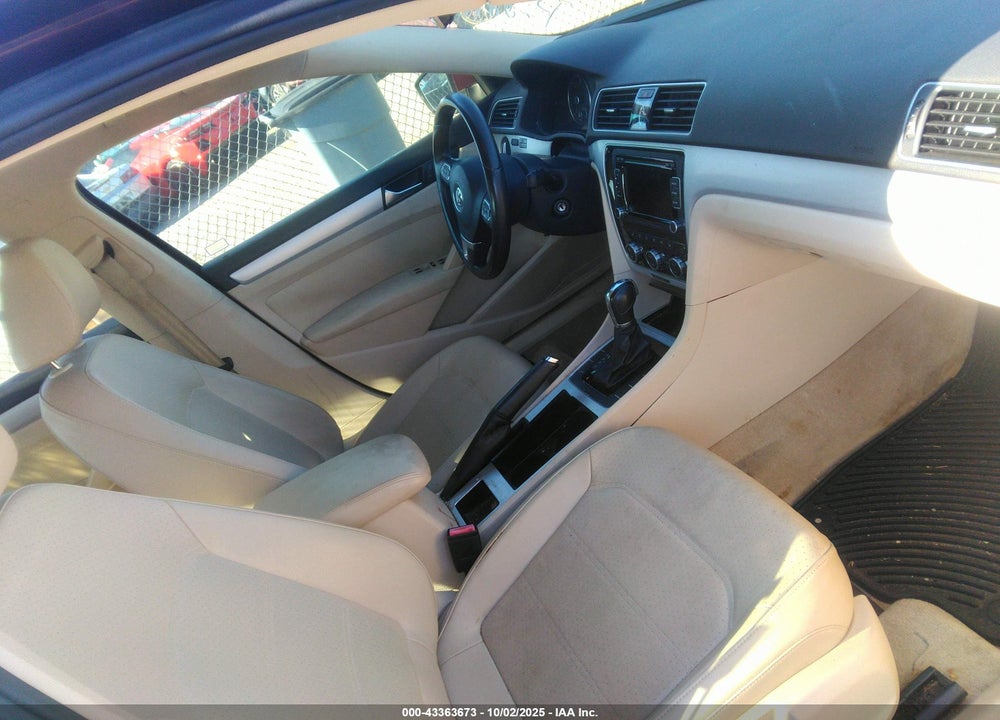 2012 VOLKSWAGEN PASSAT VIN: 1VWBN7A35CC102521