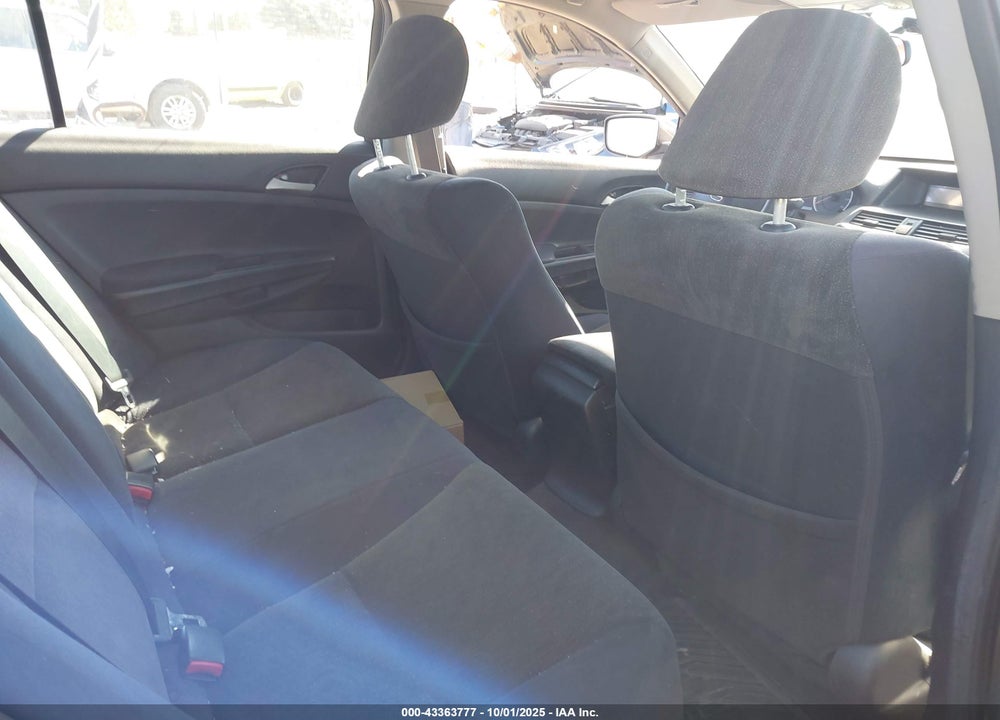2010 HONDA ACCORD 2.4 LX VIN: 1HGCP2F36AA195718