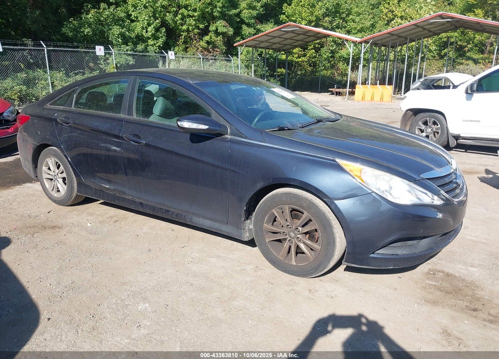 2014 HYUNDAI SONATA GLS VIN: 5NPEB4AC0EH869627