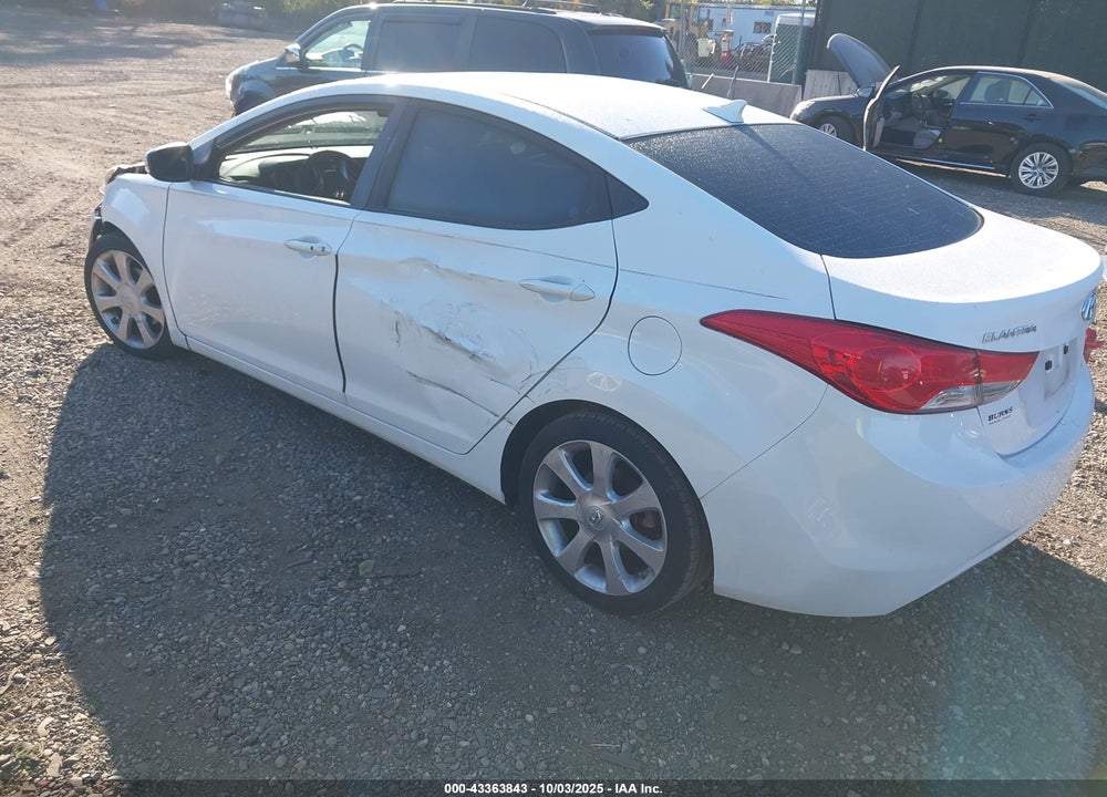 2013 HYUNDAI ELANTRA VIN: 5NPDH4AE8DH358919