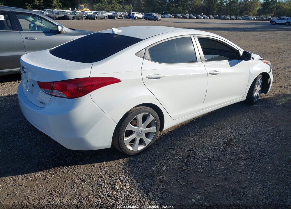 2013 HYUNDAI ELANTRA VIN: 5NPDH4AE8DH358919