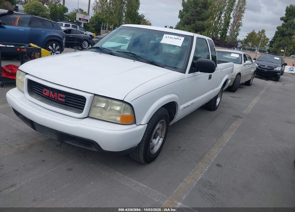2000 GMC SONOMA VIN: 1GTCS19W8Y8209603