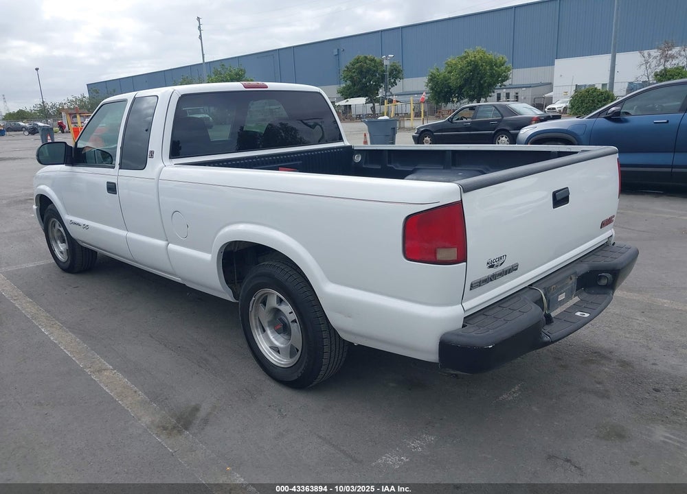 2000 GMC SONOMA VIN: 1GTCS19W8Y8209603