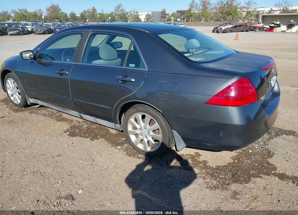 2006 HONDA ACCORD 3.0 LX VIN: 1HGCM66386A018885