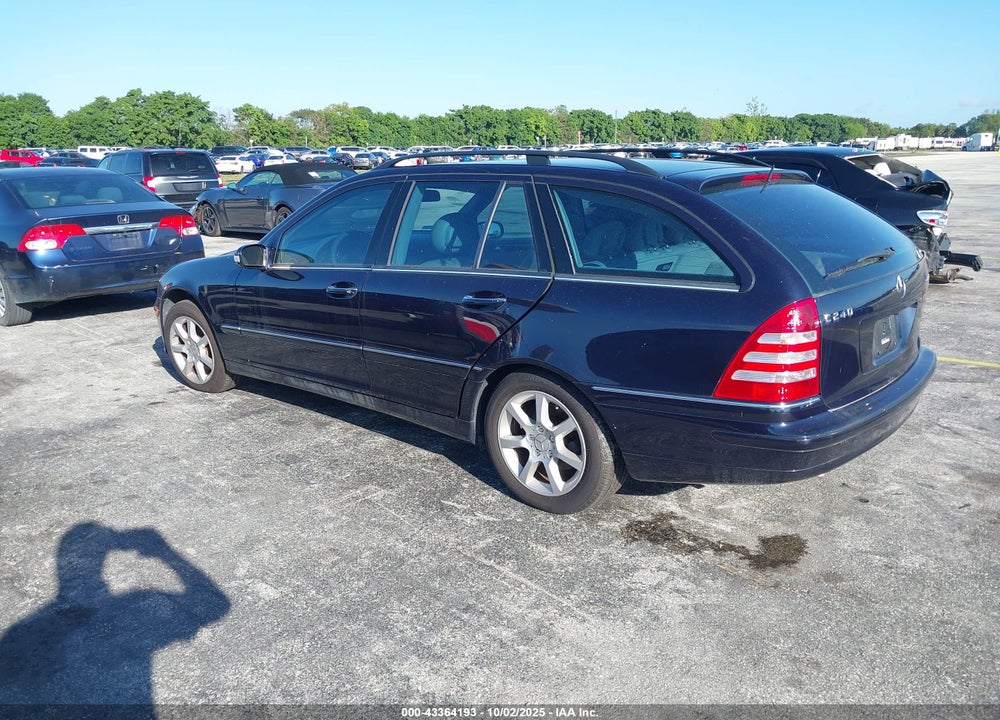 2005 MERCEDES-BENZ C 240 LUXURY 4MATIC VIN: WDBRH81JX5F635431