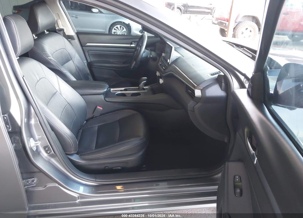 2019 NISSAN ALTIMA VIN: 1N4BL4EV4KC245385