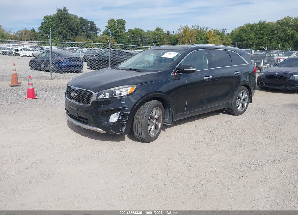 2017 KIA SORENTO 3.3L SX VIN: 5XYPK4A52HG317097