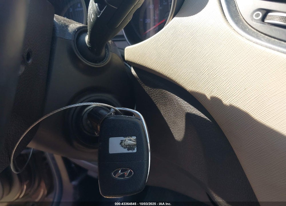 2013 HYUNDAI SANTA FE VIN: KM8SM4HF0DU032020