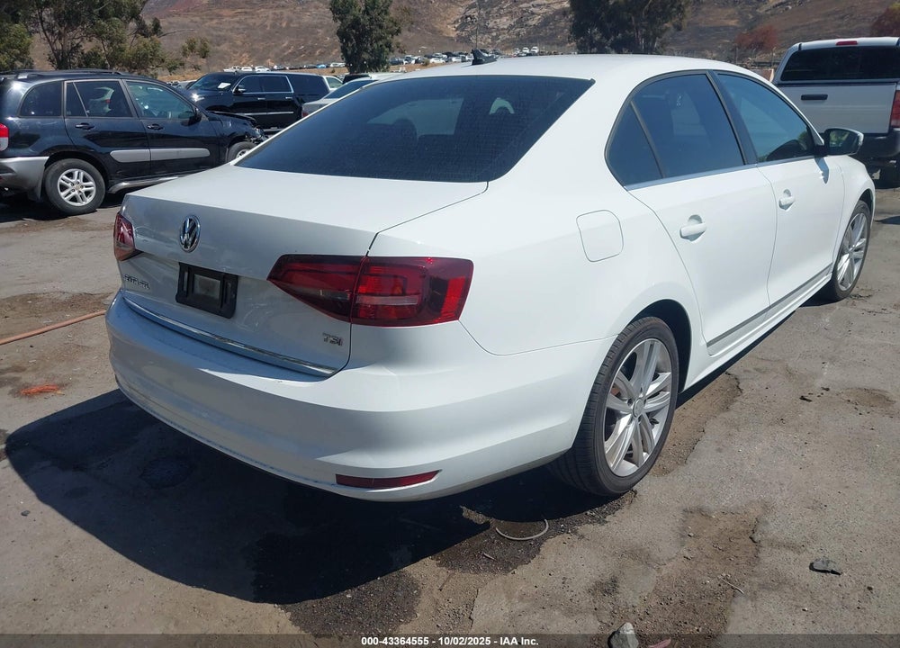 2017 VOLKSWAGEN JETTA 1.8T SEL/1.8T SEL PREMIUM VIN: 3VWL17AJ3HM410193