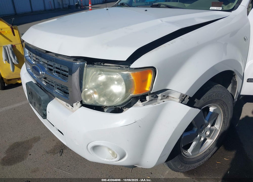 2008 FORD ESCAPE XLT VIN: 1FMCU03188KA52509