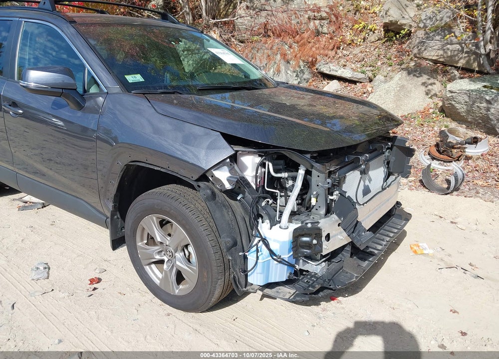2024 TOYOTA RAV4 XLE VIN: 2T3P1RFVXRC473949