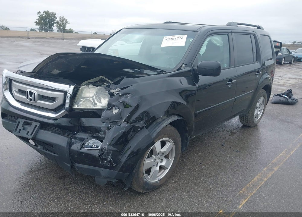 2011 HONDA PILOT EX-L VIN: 5FNYF4H51BB029486