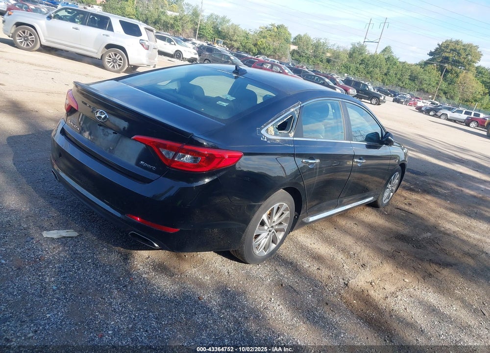 2015 HYUNDAI SONATA VIN: 5NPE34AF3FH057750