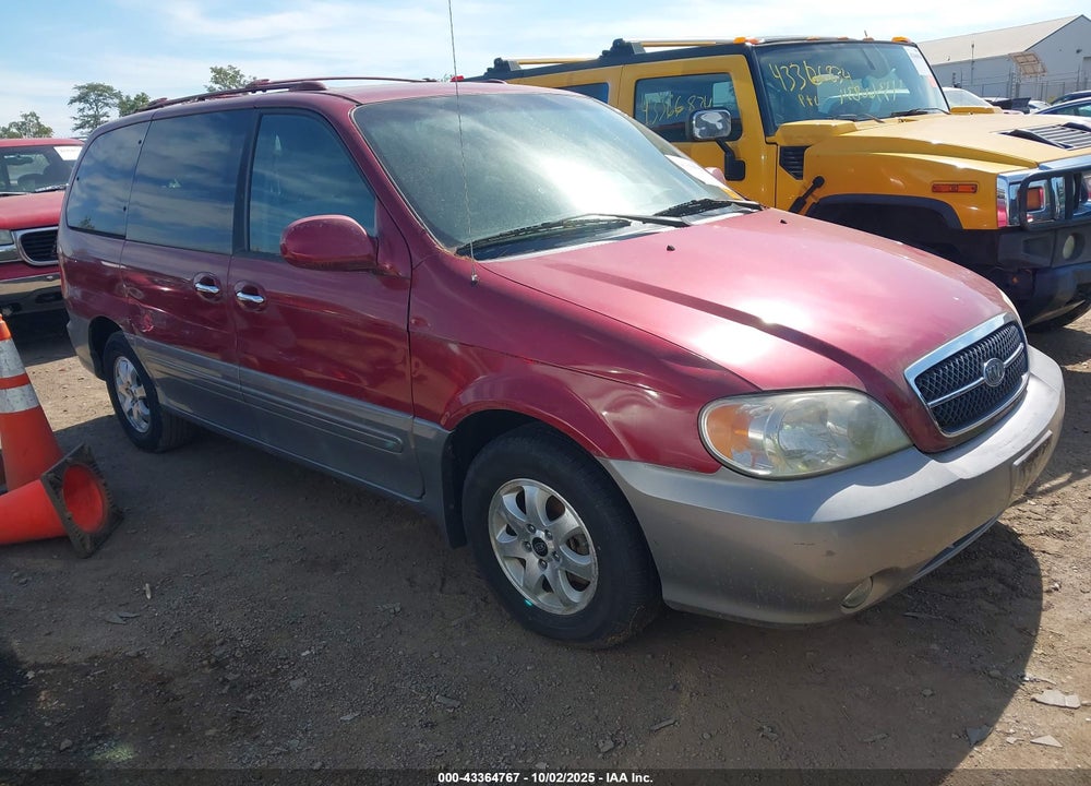 2005 KIA SEDONA EX/LX VIN: KNDUP132656682628