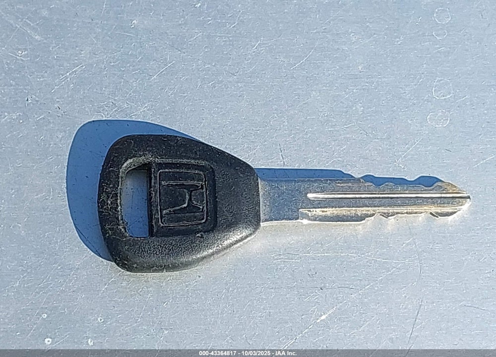 2002 HONDA ACCORD 2.3 LX VIN: 3HGCG66542G705379