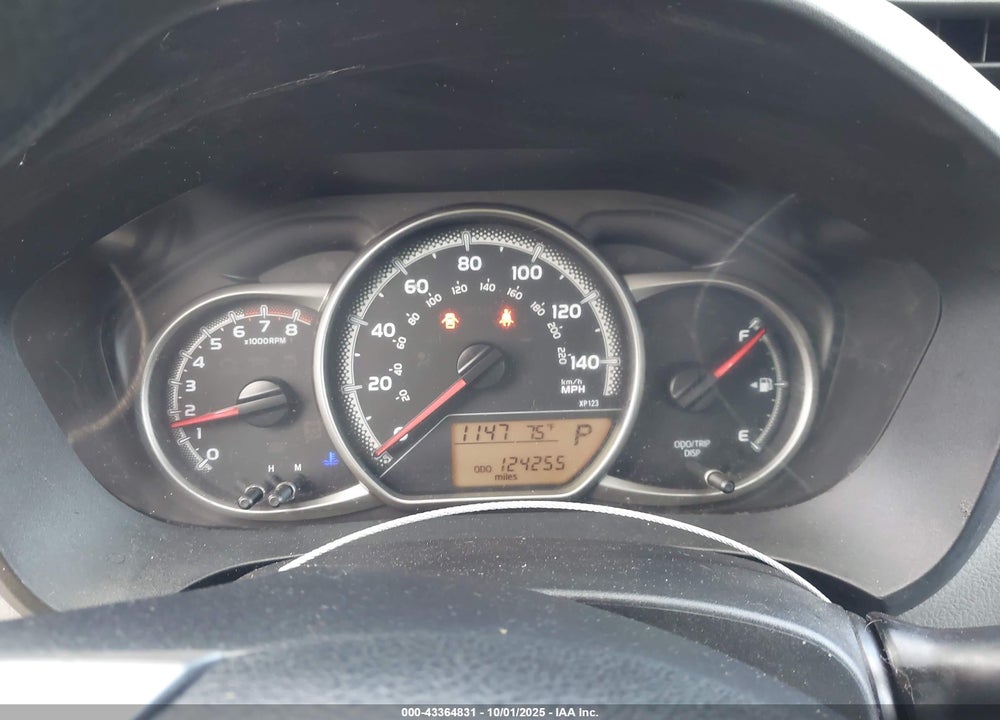 2017 TOYOTA YARIS L VIN: VNKKTUD34HA077821
