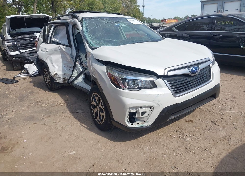 2020 SUBARU FORESTER PREMIUM VIN: JF2SKAJC7LH402817
