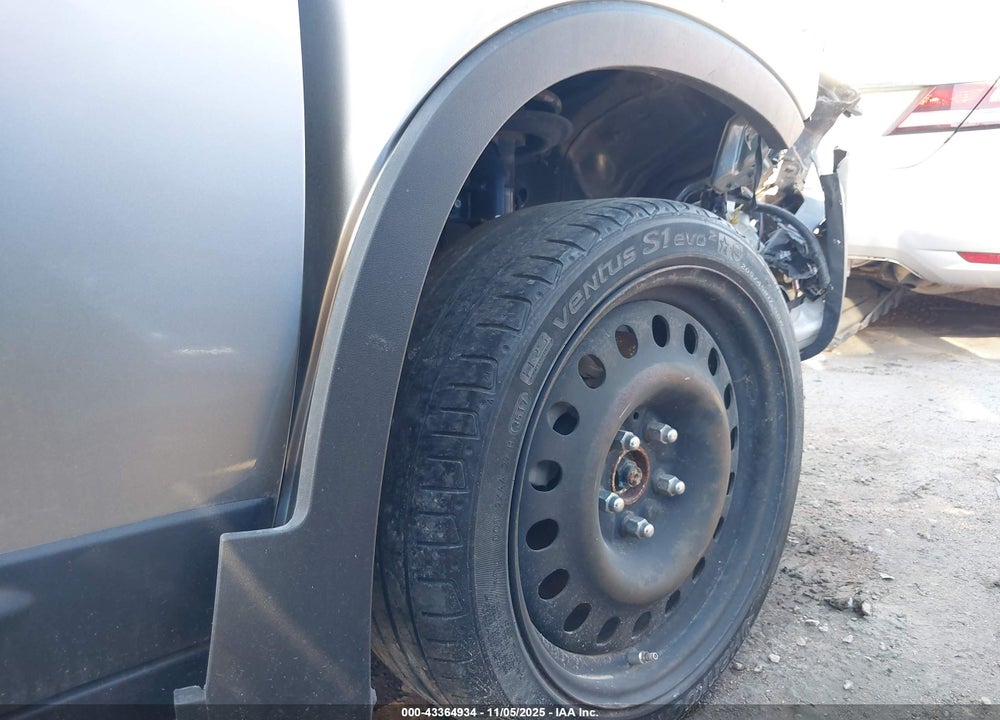 2015 KIA SORENTO LX VIN: 5XYKT3A6XFG596306