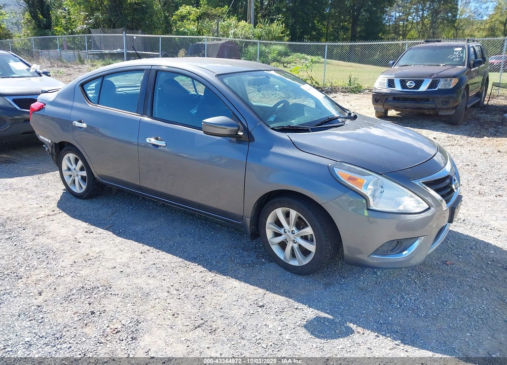 2017 NISSAN VERSA 1.6 SL VIN: 3N1CN7AP9HL809744