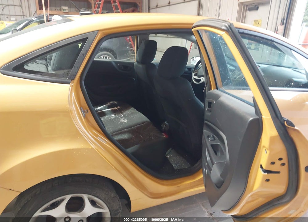 2011 FORD FIESTA SEL VIN: 3FADP4CJ5BM221799