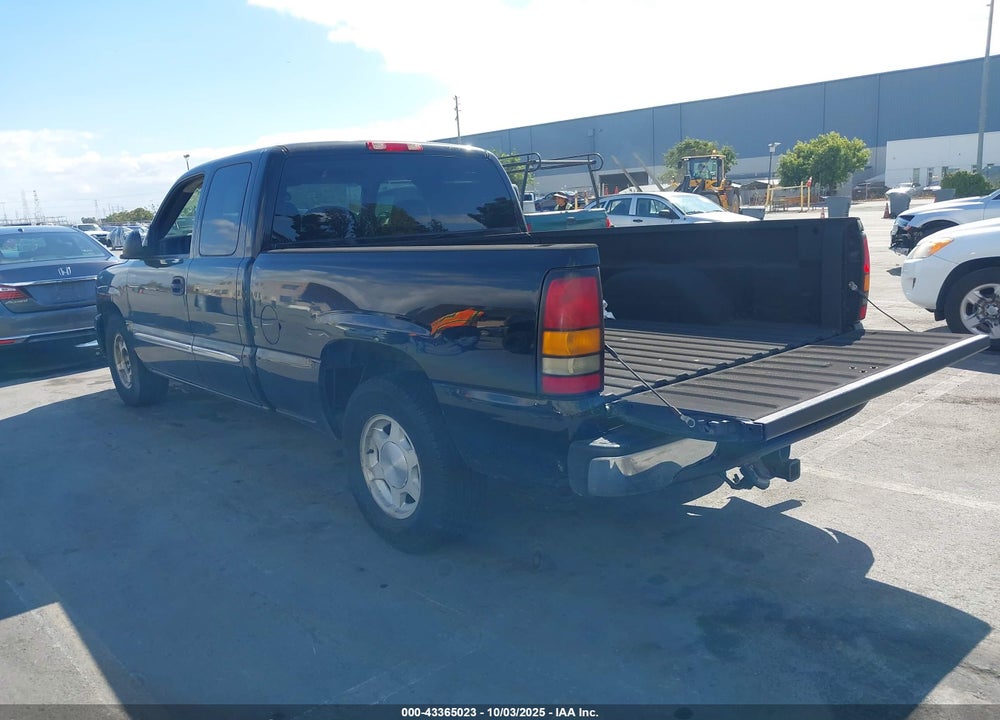 2004 GMC SIERRA 1500 SLE VIN: 2GTEC19TX41244488