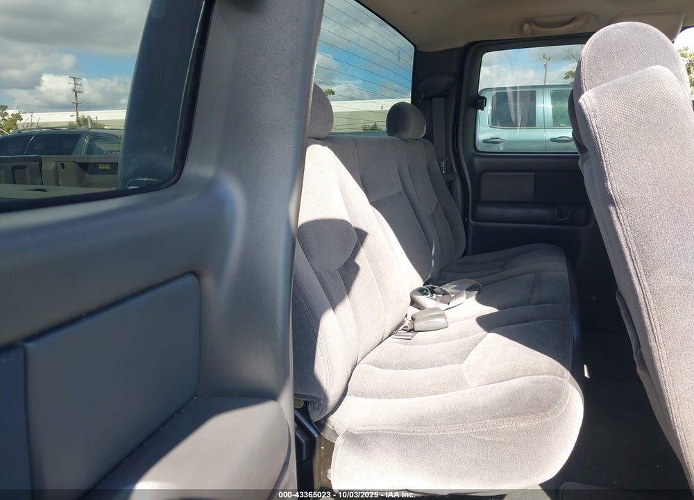 2004 GMC SIERRA 1500 SLE VIN: 2GTEC19TX41244488