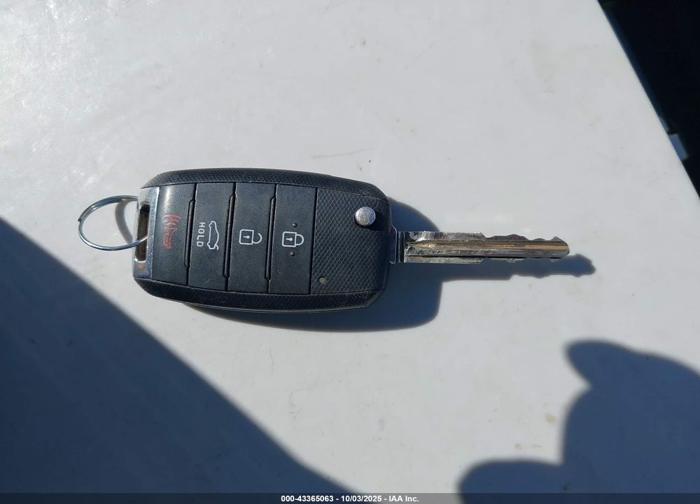 2014 KIA FORTE LX VIN: KNAFX4A68E5240811