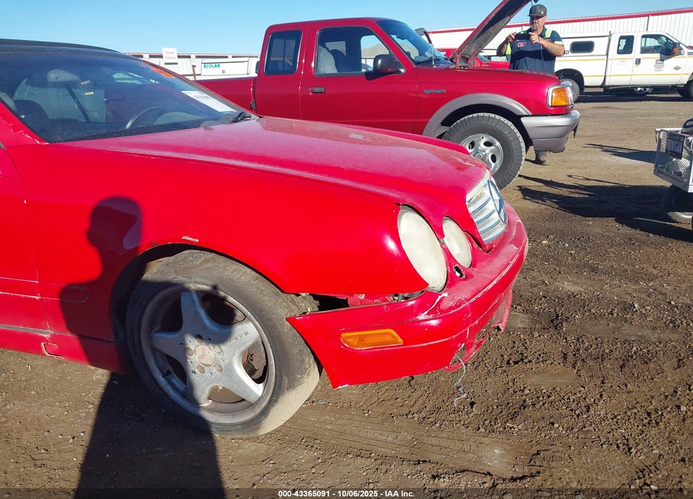 2002 MERCEDES-BENZ CLK 320 VIN: WDBLK65G22T120317