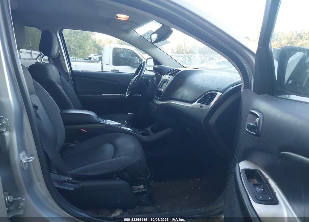 2016 DODGE JOURNEY VIN: 3C4PDCBB5GT130730