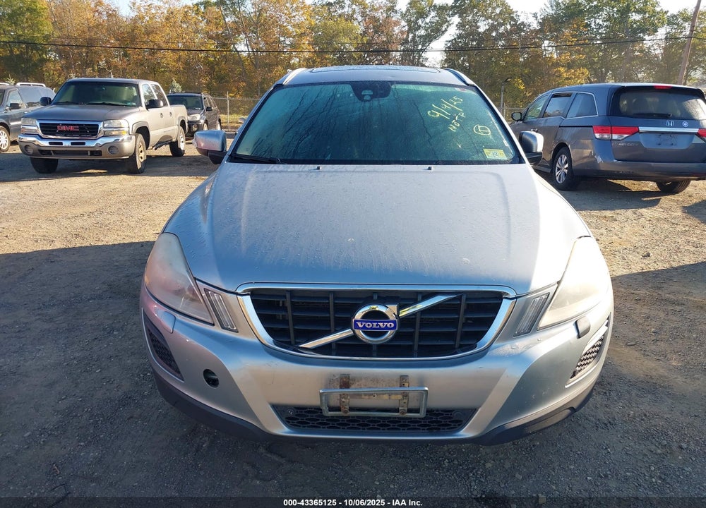 2012 VOLVO XC60 VIN: YV4902DZ0C2335437