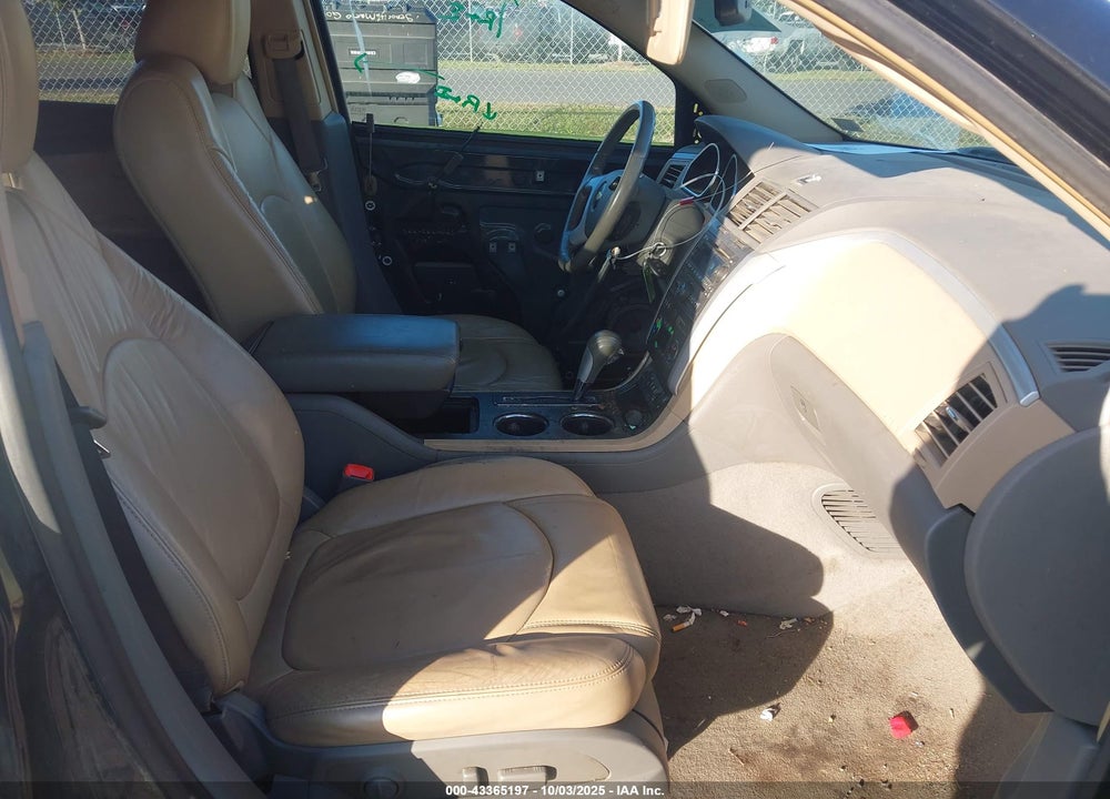 2009 CHEVROLET TRAVERSE VIN: 1GNEV23D59S141074
