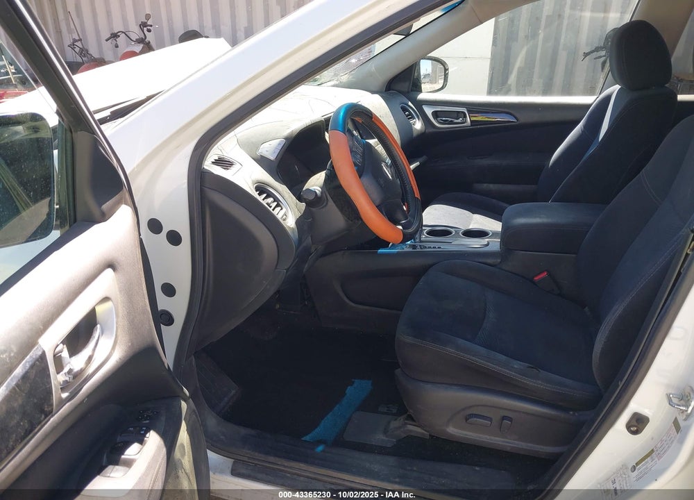 2013 NISSAN PATHFINDER SV VIN: 5N1AR2MN0DC608502