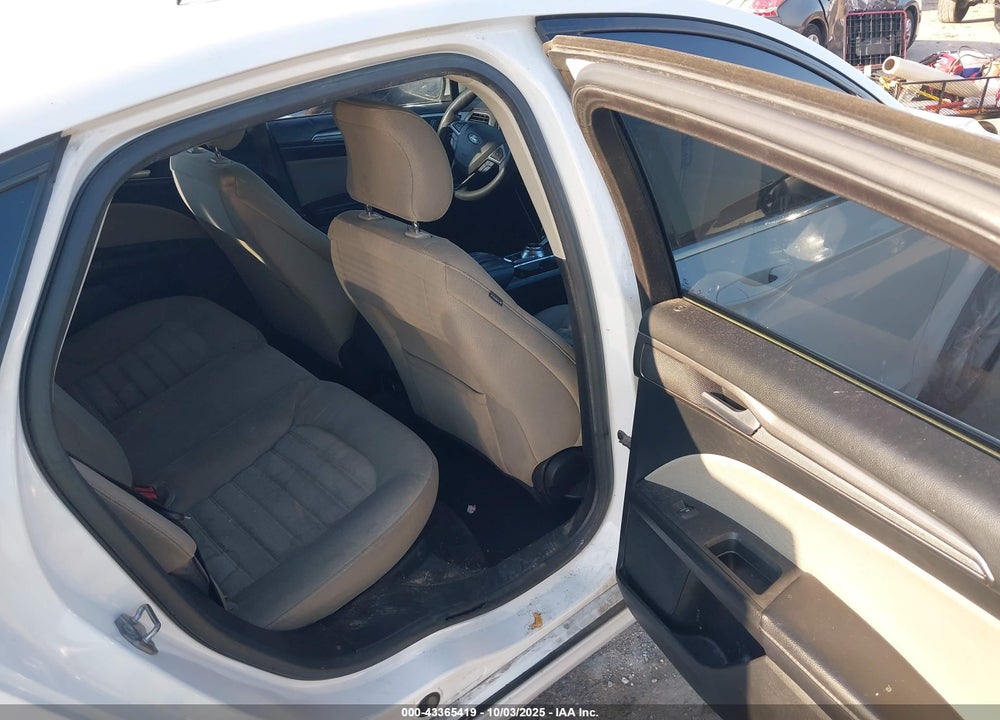 2017 FORD FUSION S VIN: 3FA6P0G72HR214837