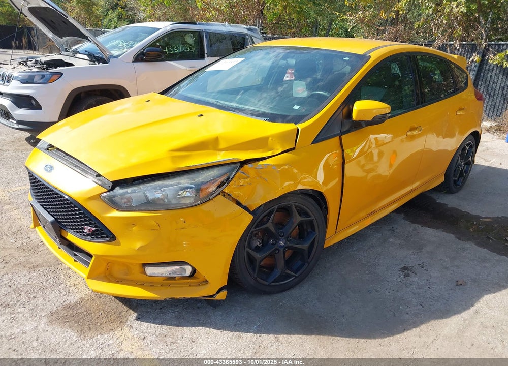 2015 FORD FOCUS ST VIN: 1FADP3L92FL331197