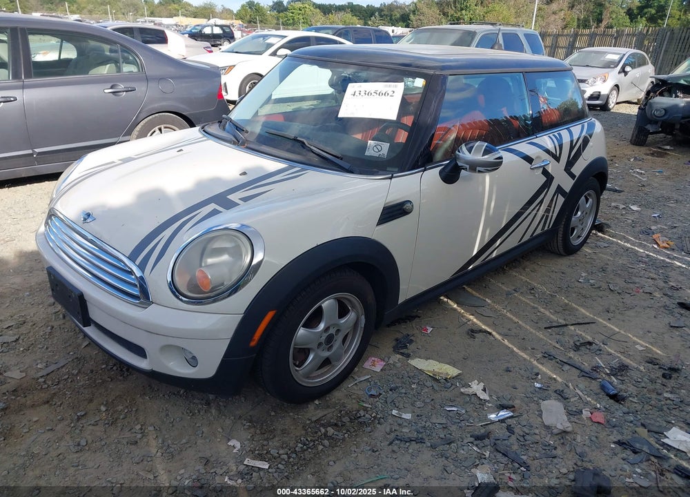 2007 MINI COOPER VIN: WMWMF33587TT58378