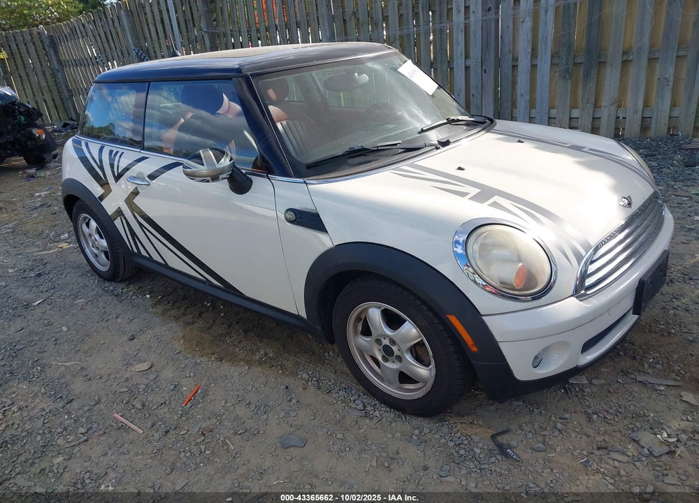 2007 MINI COOPER VIN: WMWMF33587TT58378