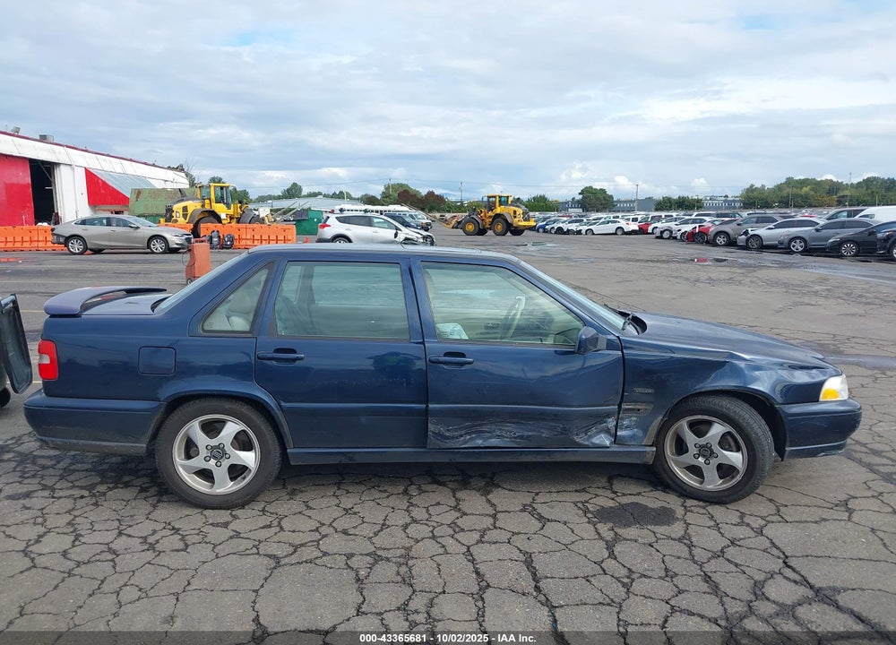 1998 VOLVO S70 VIN: YV1LS5344W2419429
