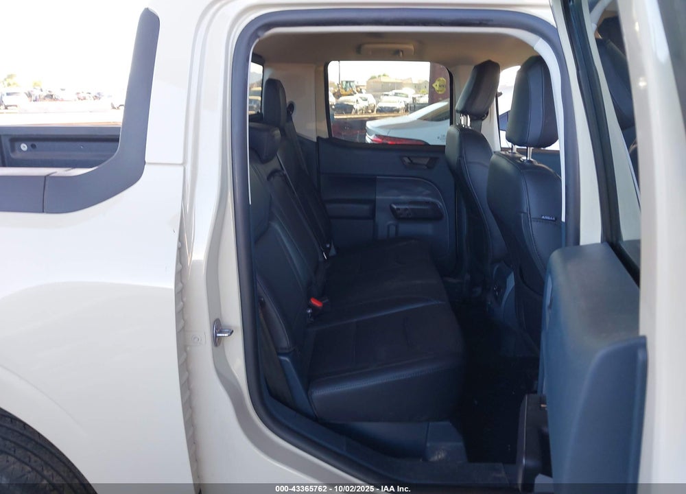 2024 FORD MAVERICK LARIAT VIN: 3FTTW8M38RRA40970