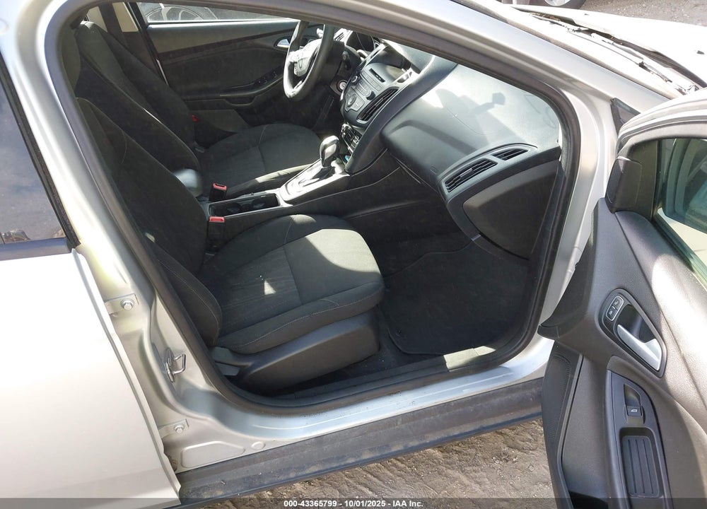 2015 FORD FOCUS VIN: 1FADP3K20FL316119