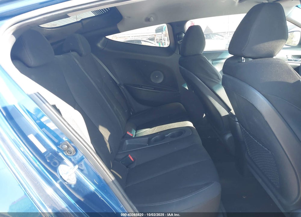 2016 HYUNDAI VELOSTER VIN: KMHTC6AD2GU269821