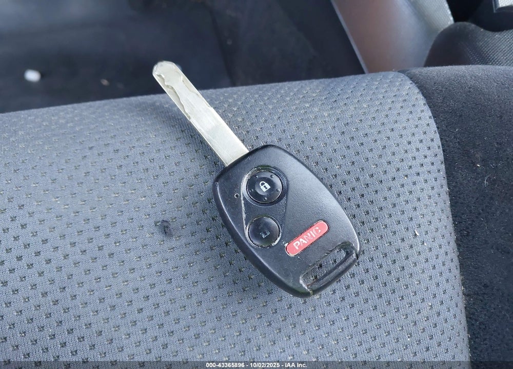 2008 HONDA FIT VIN: JHMGD38658S062733