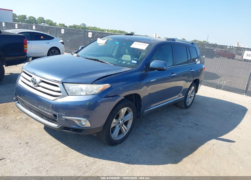 2013 TOYOTA HIGHLANDER LIMITED V6 VIN: 5TDYK3EHXDS111462