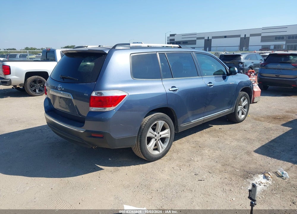 2013 TOYOTA HIGHLANDER LIMITED V6 VIN: 5TDYK3EHXDS111462