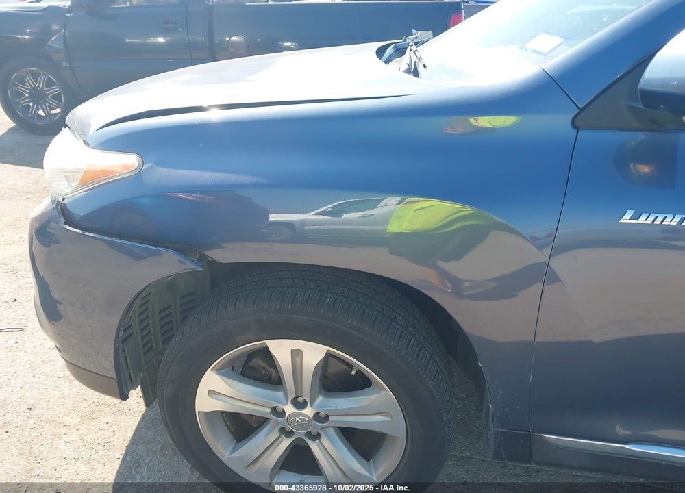 2013 TOYOTA HIGHLANDER LIMITED V6 VIN: 5TDYK3EHXDS111462