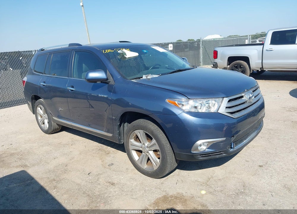 2013 TOYOTA HIGHLANDER LIMITED V6 VIN: 5TDYK3EHXDS111462