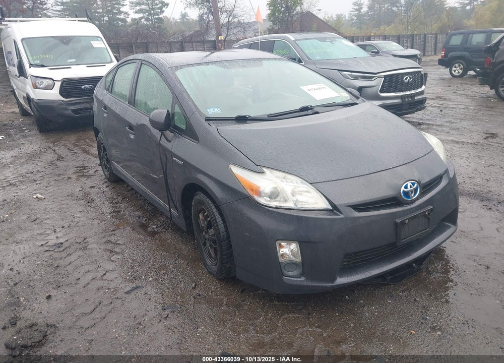 2011 TOYOTA PRIUS THREE VIN: JTDKN3DU0B1363095