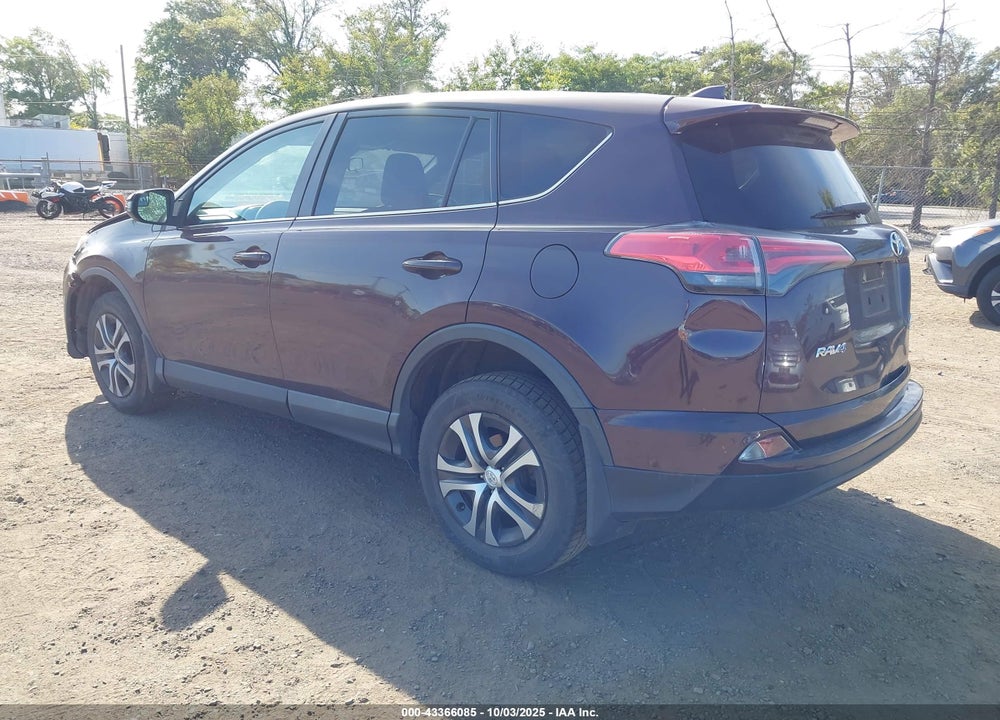 2018 TOYOTA RAV4 LE VIN: 2T3BFREV2JW804104