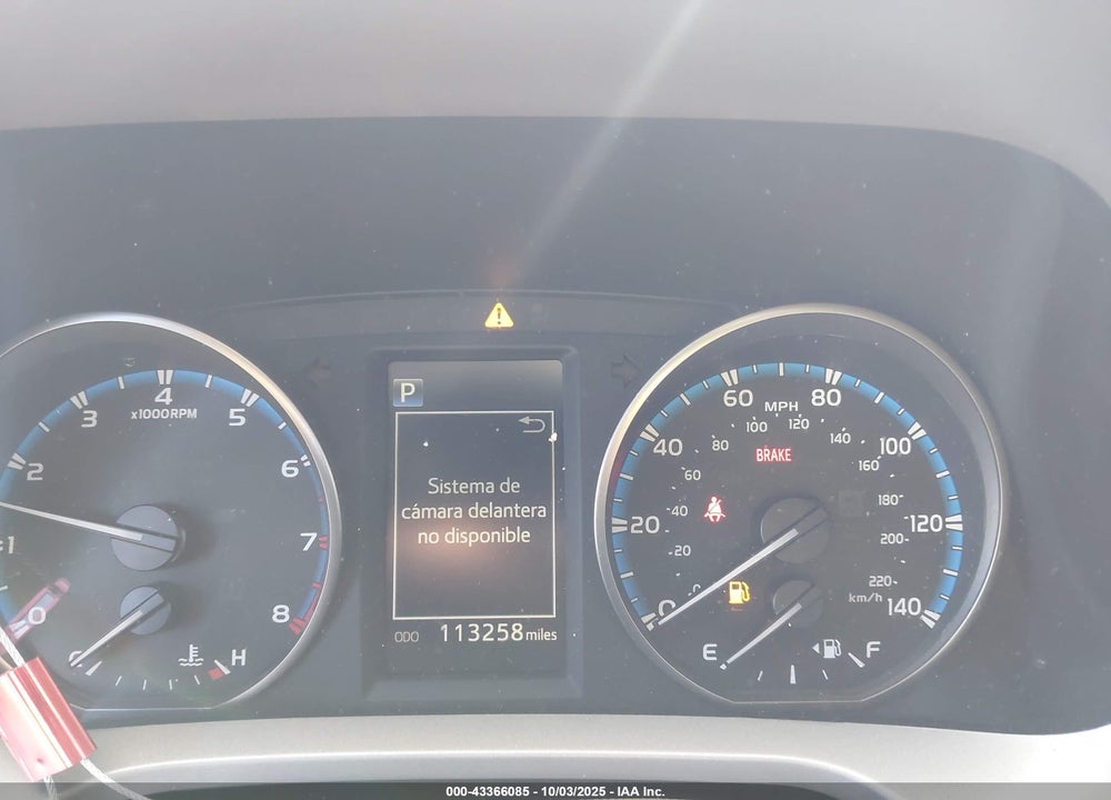 2018 TOYOTA RAV4 LE VIN: 2T3BFREV2JW804104